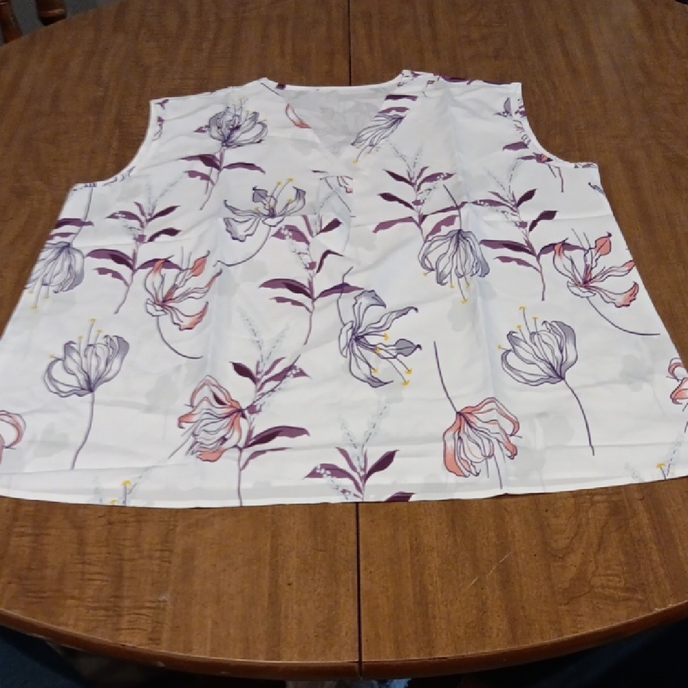 Floral Sleeveless Blouse